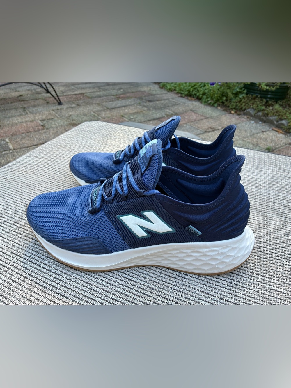 New Balance Men’s Navy Fresh Foam Roav 11-1/2 2E Wide